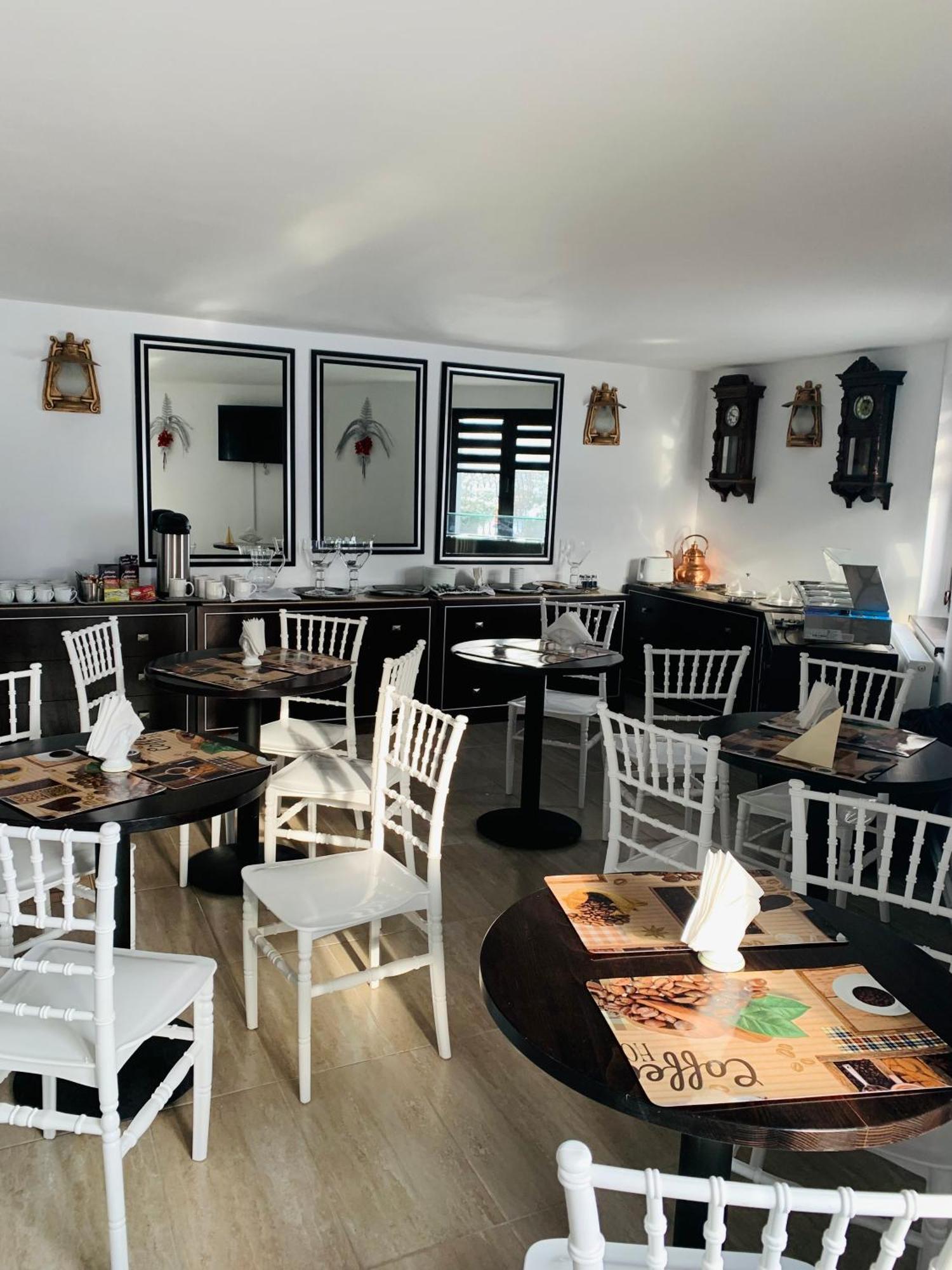 Casa Lazar Bed & Breakfast Toplita  Exterior photo